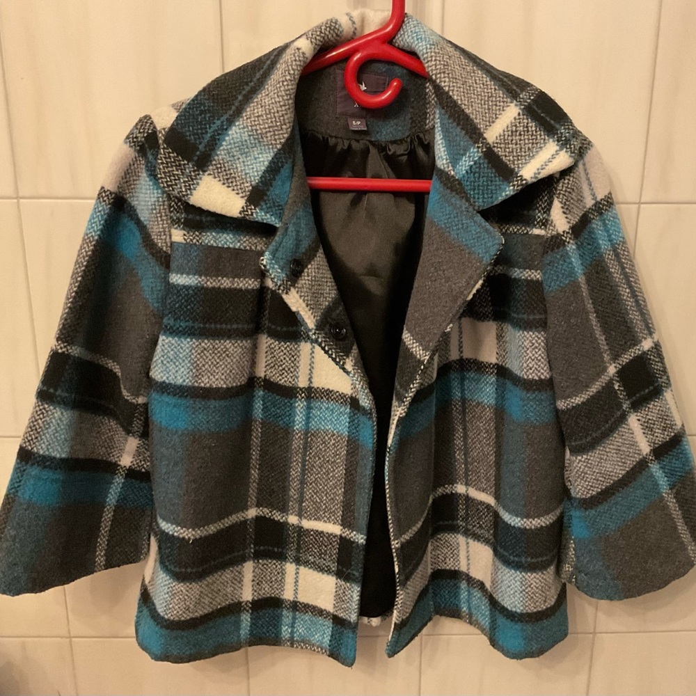 Woman’s short winter jacket